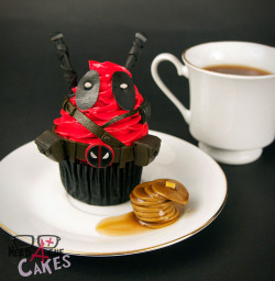 Sirnightwing:  Zwanguy:  Nekomarie:  Nerdache-Cakes:  Deadpool Cupcakes! Basically