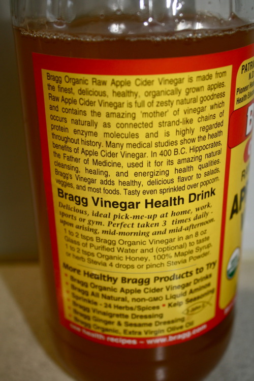 XXX juliaandlibby:  Apple Cider Vinegar Apple photo