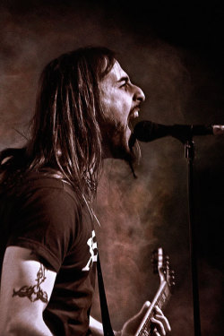 Me-Les-Epithesi:  Sakis Tolis, Singer And Rythm Guitarist Of Greek Metal Band Rotting