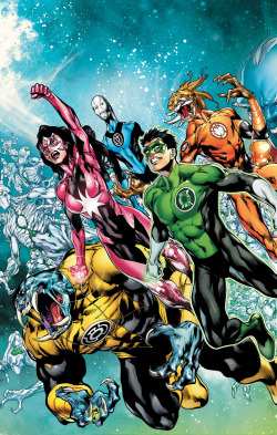 typette:  Carol’s new Star Sapphire outfit: doing it right. On par with everyone else’s, for once. I approve    Lantern Corps.