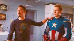 itsraininbritishmen:  jibblyuniverse:  tokidokifish:  inscarletsilence:  good christ steve your face  #their entire relationship in a single frame  Get your fucking hand off my shoulder before I star Spangle beat the shit outta you  I star Spangle beat