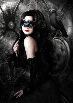 She kind of looks like Blind Mag from Repo! The Genetic Opera. :O