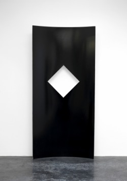 monochromemono:  Davis RhodesUntitled, 2008enamel on foam board243,8 x 121,9 cm 