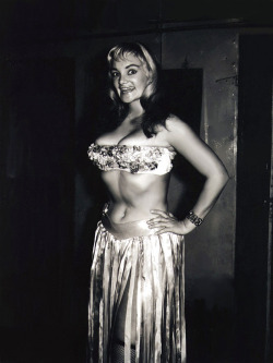  Irma The Body Candid backstage photo from the 1950&rsquo;s, scanned from my personal collection.. More pics of Irma can be found here.. 