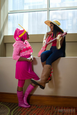 so-treu:  kuruseiru:  squeakyneesie:  Me and my best friend, meowling-quim, as Marceline the Vampire Queen and Princess Bubblegum. &lt;3 I love her so much hahaha  Oh You Are My Best Friends In The WorldYou Are My Best Friends In The World Thats Right