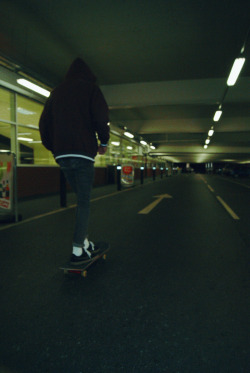 so-casual-so-calm:  skateg0at:  carparks  || Pure Skate Blog || 