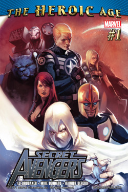 Secret Avengers: Steve Rogers Beast War Machine Nova Valkyrie Black Widow Moon Knight