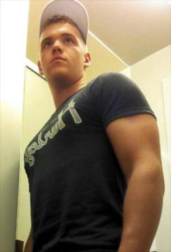militaryboysunleashed:  19 year old Marine from San Diego, CA 