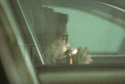  Amanda Bynes Smokes Weed in Her Car and Eats Fast Food 