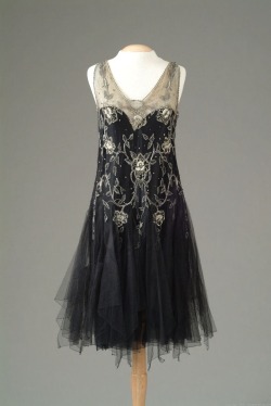 omgthatdress:  Dress 1926 The Meadow Brook Hall Historic Costume Collection 