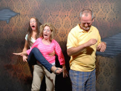 mentalalchemy:  sharktooth:  wessasaurus-rex:  motivational-penguin:  liveinphoenix:  brokensilence137:  Haunted house that takes people’s picture as they’re walking through.    why is the girl in the first photo grabbing her mom’s boob  I am laughing