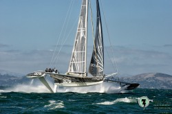 tomzinn:  Lâ€™ Hydroptere smoking across San Francisco Bay  That looks FAST!!! Â Faster than, my BMW on the Interstate, fast.