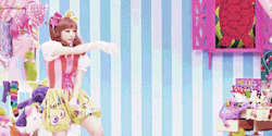 sincerelynyny:  Kyary Pamyu Pamyu (きゃりーぱみゅぱみゅ) PV’s: Ponponpon ・ Tsukema Tsukeru ・  Candy Candy ・ Fashion Monster Ponponpon ・ つけまつける ・Candy Candy・ ファッションモンスター 