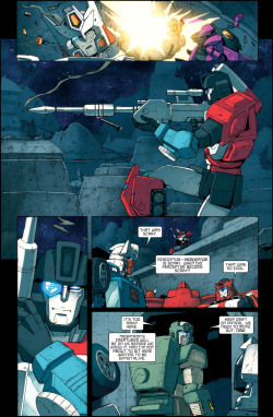 Tracks: That was scary. Perceptor— Perceptor is scary. When did Perceptor become scary?  I picked up AHM when I was just getting back into the Transformers fandom (mainly because the book had so many hot Decepticons in it), but then fell in love with