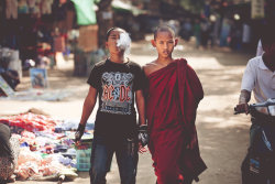 ivegivenuponyouu:annikarilper: alpaca-punch:  whyisdansohard:  keepitmoist:  infelice:  politics-war:  Culture clash between two brothers on modern vs. tradition A monk and a punk  love this one.  dude  no those brothers are going to save rock and roll