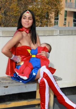 paola1986:  Bc Wonder Woman would soooo breastfeed! 