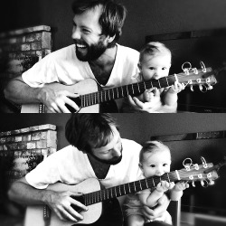 healthoverhatred:  wheat-free-fitness:  I guess you could say….SHES GOT A TASTE FOR MUSIC  I think the man holding that baby is the man of my dreams. 