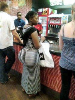 cancer2184:  teriblo:  Spotted that Humongous Ass while Vacationing in Jamaica Last year  Gzzzzz 