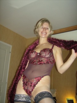 nude-wives-and-girlfriends-naked:  If you ever recognize any of the 1000’s of women in my blog…or even her story… Please let me know!!! I would love the hear all the details about her..!! http://nude-wives-and-girlfriends-naked.tumblr.com/archive