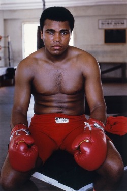 thesoulfunkybrother:  Gordon parks X Muhammad Ali 