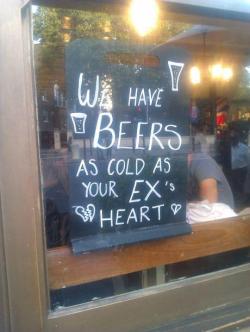 Tenemos cervezas&hellip;tan frías como el corazón de tu EX