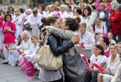forbidden-dreams:  heartnudges:  woah-ohh:  megodofmischief:  The Kiss, today (23/10/2012) in Marseille, France.  Two young women kissed in front of anti same sex marriage/adoption protesters.   I will judge my followers if they don’t reblog this
