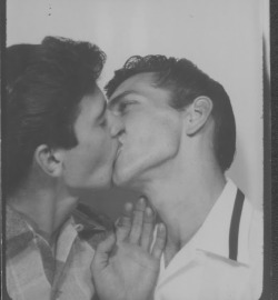 blossyum:  jona-vark:     Illicit gay photobooth kiss would have gotten both of these guys in serious trouble when the photo was taken in 1953  Photobooths were super popular for homosexuals to keep a memento of their relationship when they were first