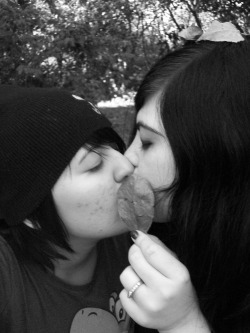 laibsenlove:  Me and my amazing Girlfriend &lt;3 :3 http://angelicrose-sarah.tumblr.com/  :3 I love this picture sooooo much xD