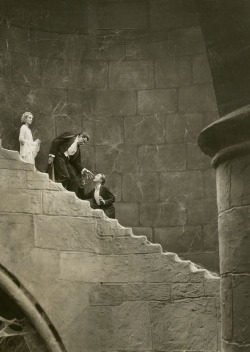 oldhollywood:  Bela Lugosi in Dracula (1931,