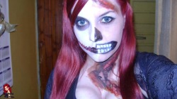 redheadcontrol:  Viicky ♥ Especial de Halloween Pelirrojas Disfrazadas Carly