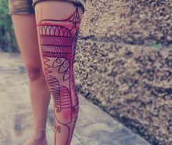the-starlight-hotel:  leg tattoo before and after from Diogo Tattoo 