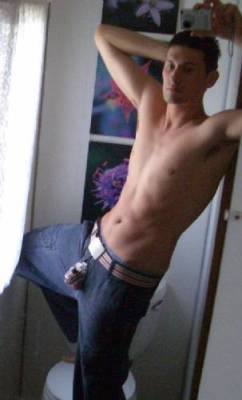 chastega:  blkuncutmaster:  Hot  I love when hot, young guys are into chastity. 