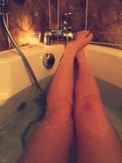 606Drops:  Bath, Hot Water, Candles, Music, Tea And Cinnamon. All I Wanted.