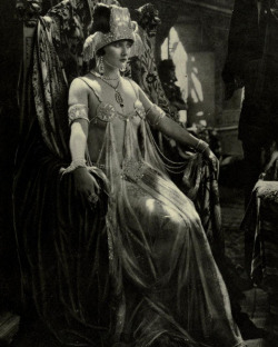  Betty Blythe ~ The Queen Of Sheba (1921) 