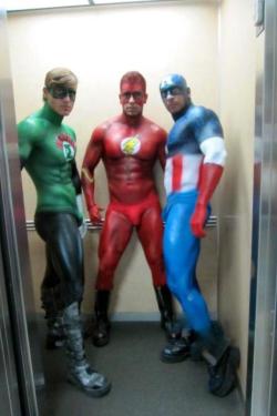 gambitgrl:  agentofithilien:  gambitgrl:  bigbardafree:     #cant deal with these fake geek boys and their slutty costumes    FAKE MALE GEEK ALERT! Flash doesn’t wear black boots, poser.  They probably don’t even read comics.  Pffft, they probably