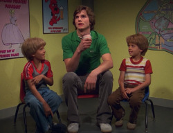  the-legend-of-evelynn:  thelastpenguinstanding:  DYLAN AND COLE ON THAT 70’s SHOW MY EXISTENCE WAS IRRELEVANT TILL I FOUND THIS OUT  WHICH ONES WHICH   