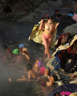 soakingspirit:  Zhacang hot spring, Guide county, Hainan Tibetan Autonomous prefecture, Qinghai, … China. Source 