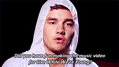 Backstage At the iTunes Festival Video from the Yearbook Edition of Take Me Home + 