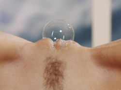 horny-orgasm:  Blowing juicy bubbles  Wow