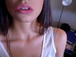 charly14c:  ♡LIPS.CLAVICLES!♡
