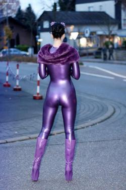 landoflatex:  The Home of Latex and Rubber What a stunning catsuit colour  I always thought I only liked red or black&hellip;