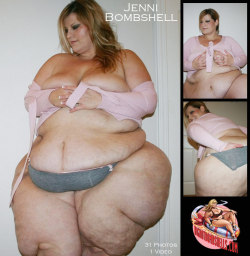 bombshellslive:  Jenni Bombshell - Pear Beauty!