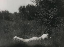 Imogen Cunningham - Self-portrait, 1906