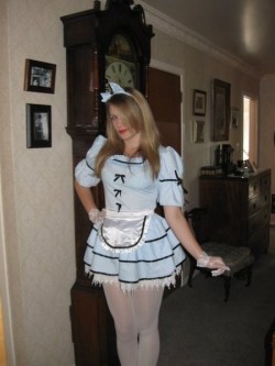 Meninlipstick:  A Rare Baby Blue Sissy Maid.   Love A Sexy Maid