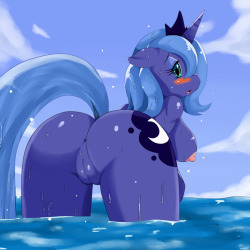 Luna, come back to me, into the water you