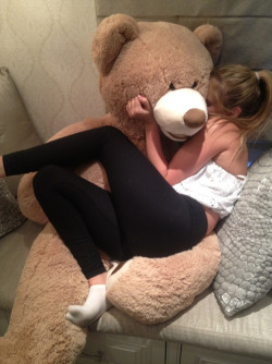 Princess-Lolette:  My teddy is a good listener, though he gets a lil embarrassed when I tell him how I’m gonna grind my diapered pussy against his face after Daddy goes to bed. 
