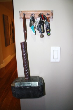 fabulousasgard:  fabuloushelheim:  It seemed like the most logical place to hang it.  Right so apparently there is a scene in Thor 2 where Thor actually does this I posted this almost a year ago I can see the future 