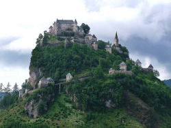 beur:  Hochosterwitz Castle, considered to