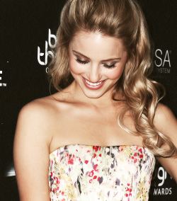 mazerunners-deactivated20140809:  3/50 lovely pictures of Dianna Agron 