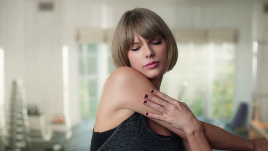 applemusic:  TAYLOR vs. TREADMILLTreadmills are tricky. w/e. @taylorswift Get Three Months Free Now.  When you and your personal trainer are both nude your trainer can catch you before your face hits exercise machines knocking out teeth and requiring